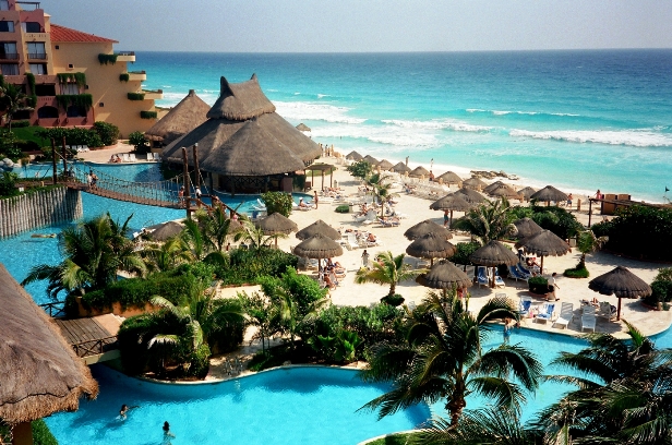 Fiesta Americana Condesa cancun pools
