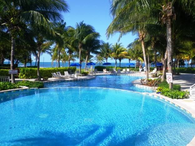 Old Bahanas Bay Resort pool