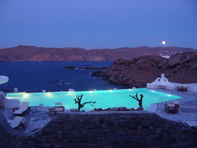 Mykonos Greece romantic