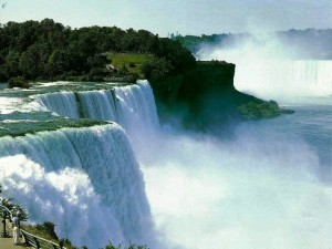 Niagara_American_Falls