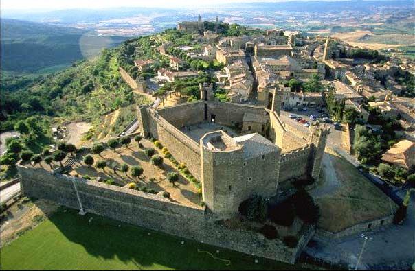 montalcino_tuscany_italy Montalcino