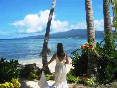beach-wedding-fiji