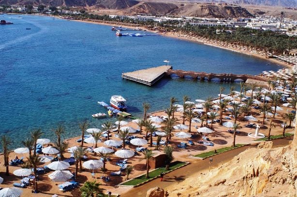 beach_albatros_resort_sharm_el_sheikh_spiaggia