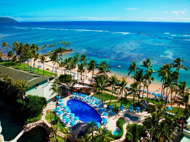 The Kahala Hotel pool
