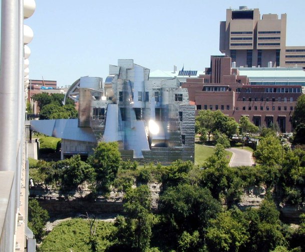 Frederick R Weisman Museum of Art