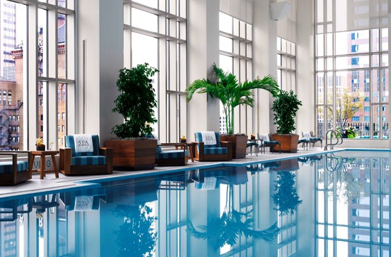 The Peninsula Chicago Pool