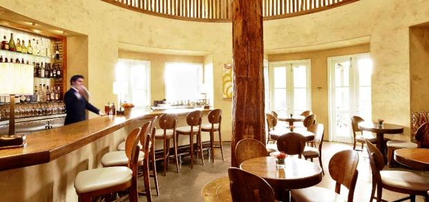 Auberge Du Soleil Hotel Bar