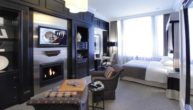 Fifteen Beacon Guest Rooms