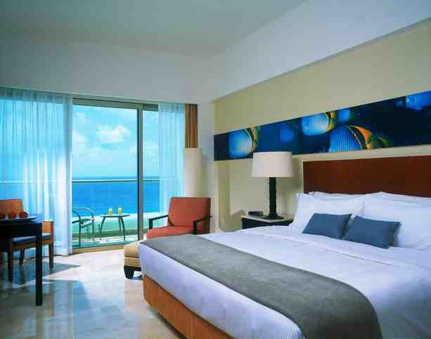 Live Aqua Cancun guest rooms