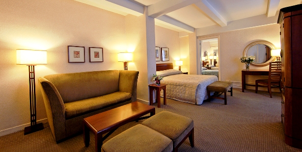 Hotel Edison NYC Guest room