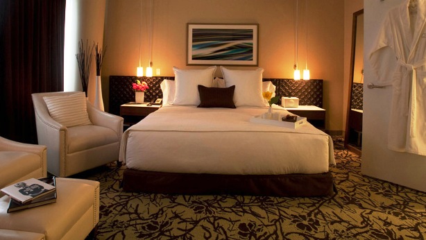 Cassa Hotel guest room