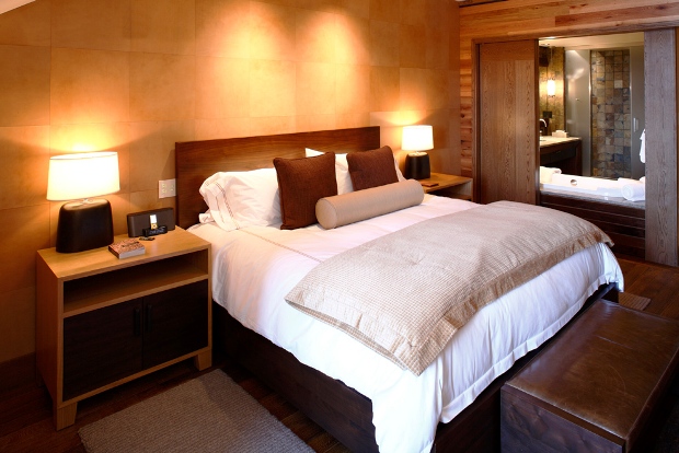 Primland Lodge guest room