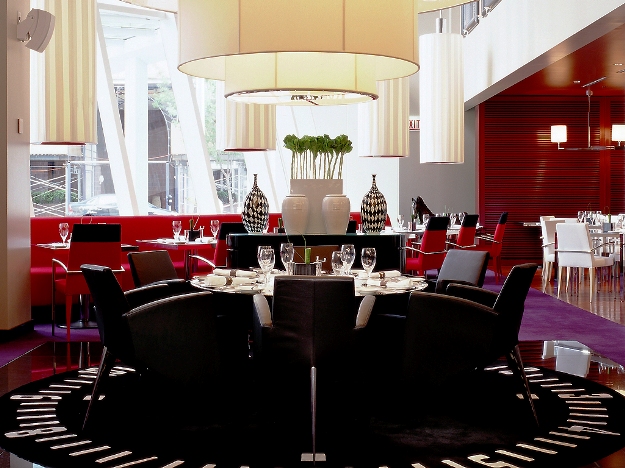 Hotel Sofitel Chicago Water Tower dining