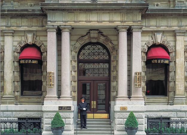 Hotels Le St James Exterior