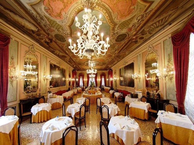 Luna hotel baglioni Venice Italy dining room