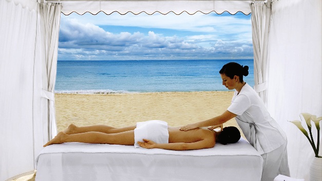 Ritz Grand Cayman outdoor spa