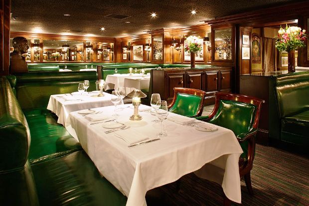 The Scarlet Huntington Dining