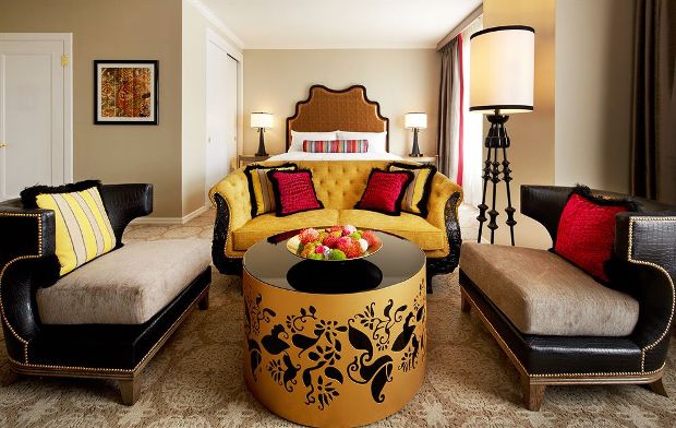 he Scarlet Huntington guest rooms
