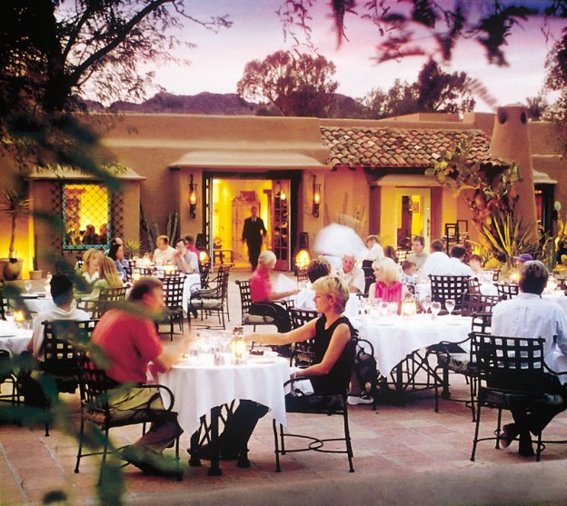 hermosa Inn lons patio