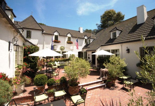 L'Auberge Carmel courtyardview