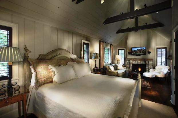 Old Edwards Inn One_Bedroom_Falls_Cottage