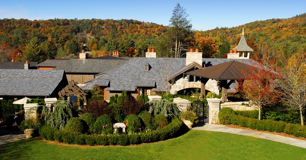 Old Edwards Inn exterior