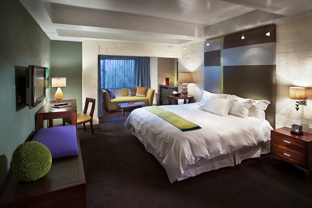 Sanctuary Camelback Mountain Suite