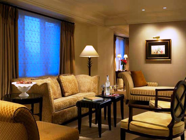 Taj Campton Place luxury Suite
