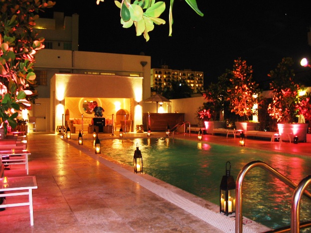 Tide South Beach pool at night