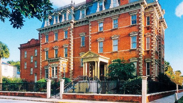 Wentworth Mansion exterior