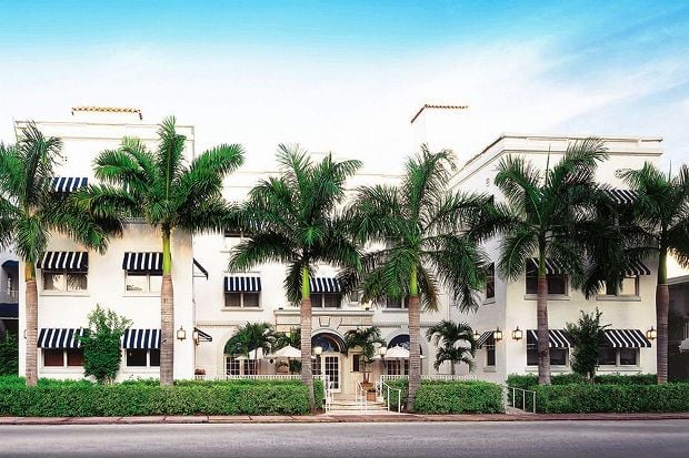 Blue Moon Hotel, exterior