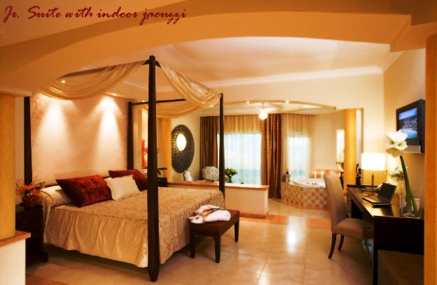 Majestic Elegance Punta Cana junior suite