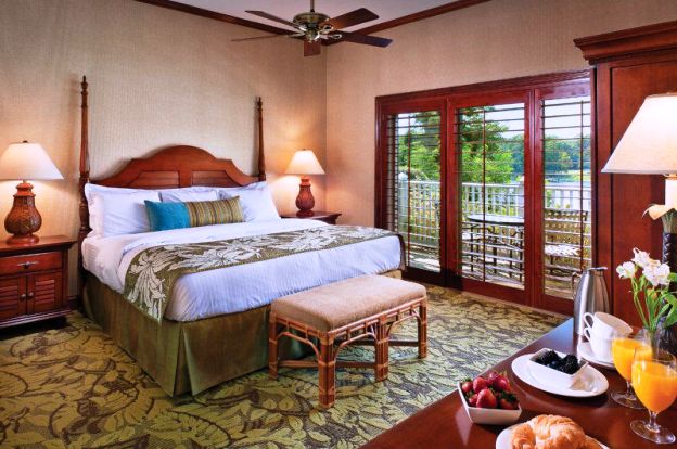 The Tides Inn guest room