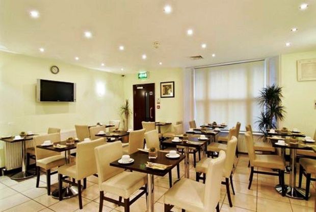 London Premier Notting Hill dining