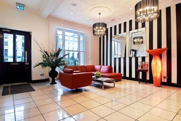 London Premier Notting Hill lobby