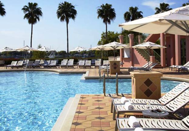 The Vinoy Renaissance pool