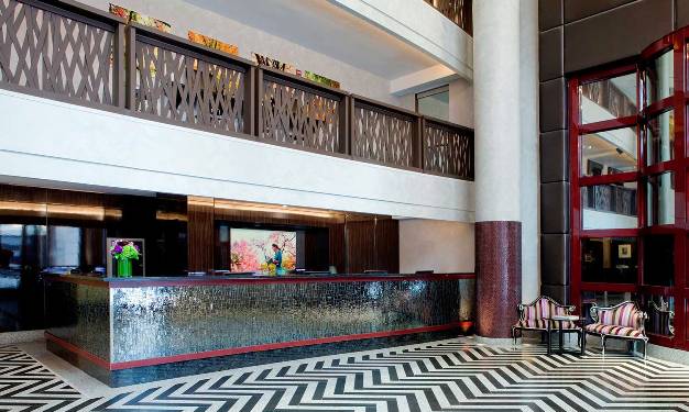 Gansevoort Park Avenue lobby