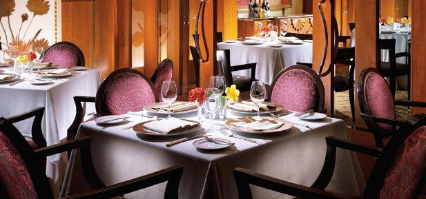 The Fairmont Pierre Marques Dining
