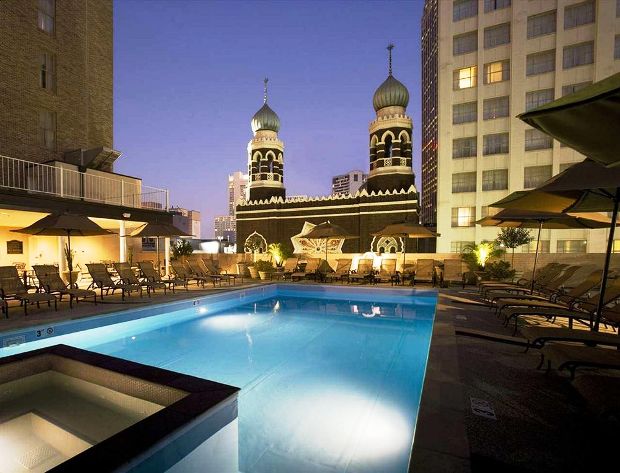 The Roosevelt New Orleans outdoor pool at night