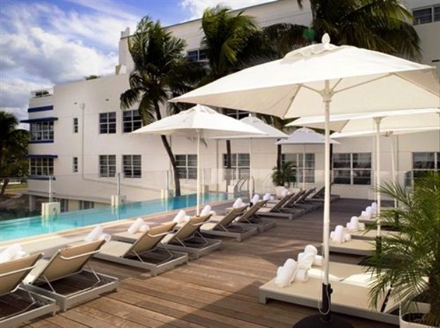 Esplendor Hotel Breakwater Pool