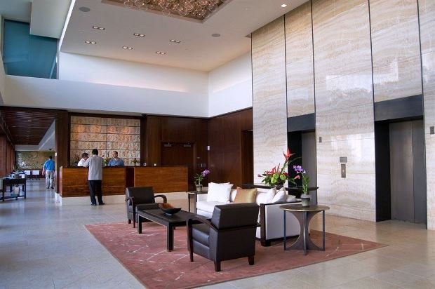 Jet Luxury at The Trump Waikiki lobby