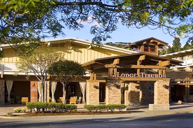 The Lodge at Tiburon entrance