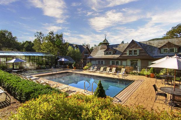 Castle Hill Resort And Spa outdoor pool