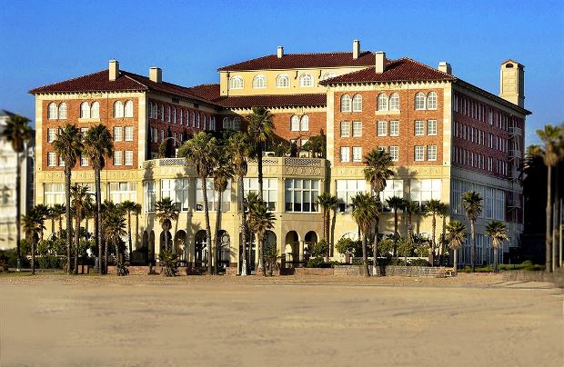 Hotel Casa Del Mar Exterior