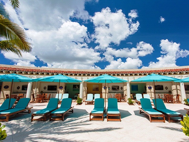 The Breakers beach cavanas