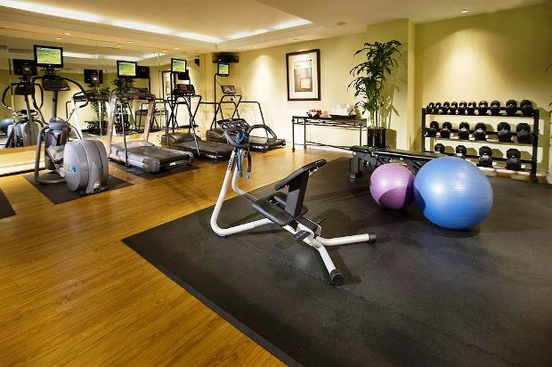 Warwick Melrose Hotel Fitness Facility