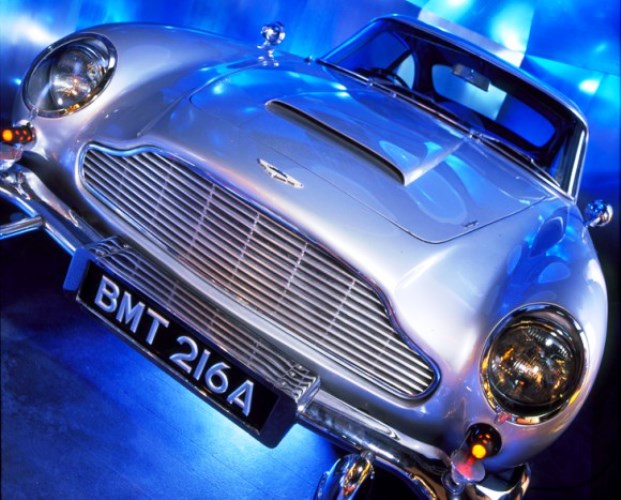Spy museum bond Aston Martin DB5 car
