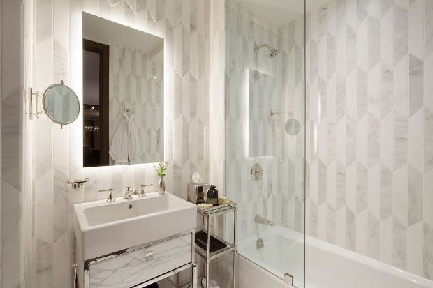 The Marmara Park Avenue guest room bathrooms