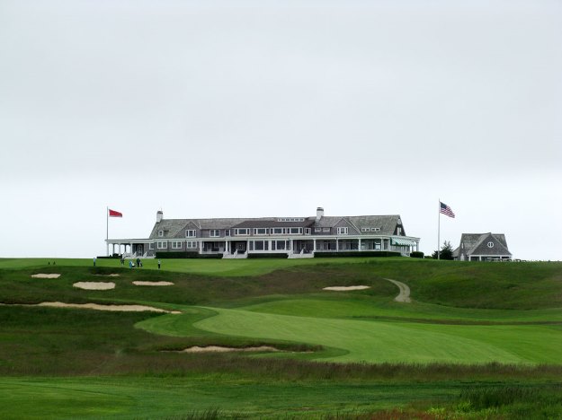 Shinnecock hills golf clubhouse