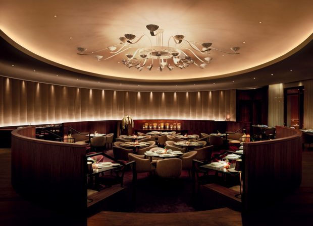 The Miami Beach EDITION dining room